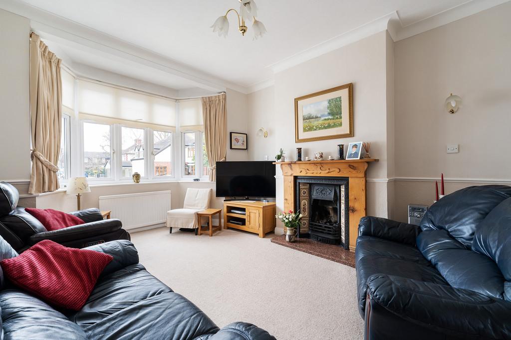 Elmcroft Avenue, Wanstead 3 bed end of terrace house £850,000