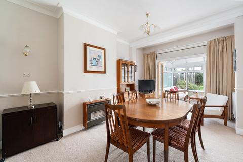 38 Elmcroft Avenue, London, E11 2BL