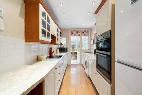 38 Elmcroft Avenue, London, E11 2BL