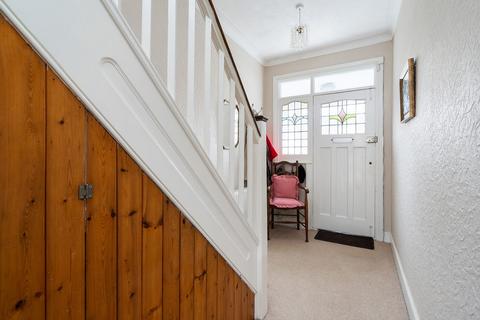 38 Elmcroft Avenue, London, E11 2BL