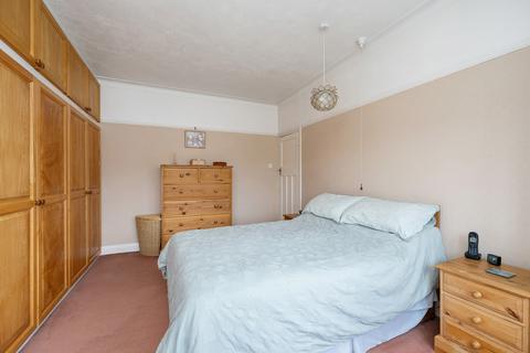 38 Elmcroft Avenue, London, E11 2BL