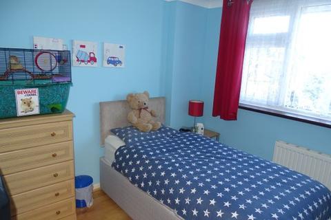 7 Romney Close, Ashford, TW15 1EE