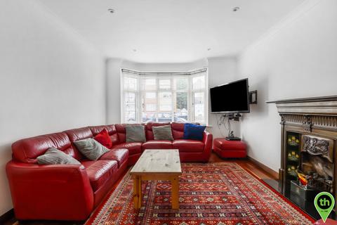 6 Wyre Grove, Edgware, HA8 8UP