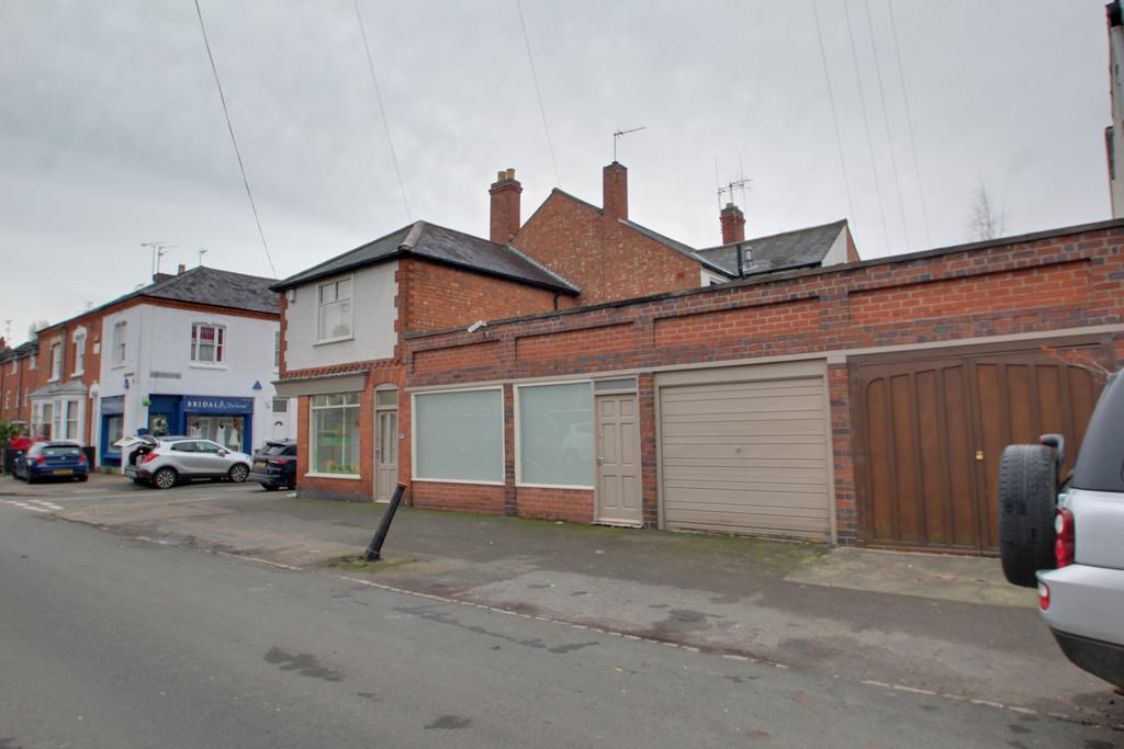 Goldhill Road, Leicester 2 bed link detached house £250,000