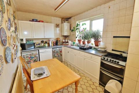 36 Barnstaple Road, Romford, RM3 7SS