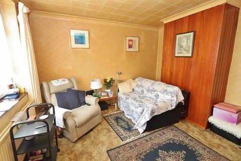 36 Barnstaple Road, Romford, RM3 7SS