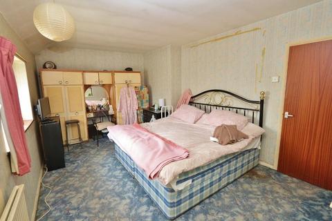 36 Barnstaple Road, Romford, RM3 7SS