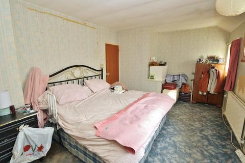 36 Barnstaple Road, Romford, RM3 7SS