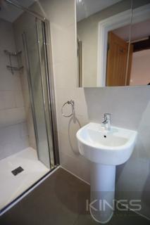 1 bedroom in a house share to rent, Portsmouth Road