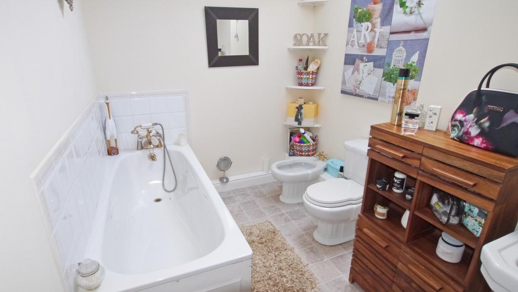 Family bathroom