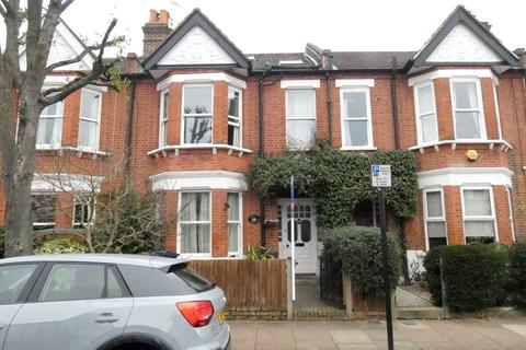 59 Grove Avenue, London, W7 3ET