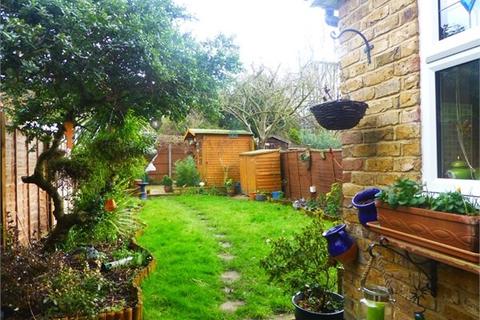 59 Grove Avenue, London, W7 3ET