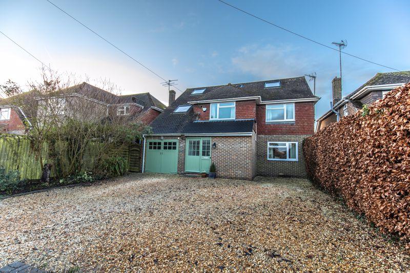Dale Avenue, Hassocks 5 bed detached house £1,100,000