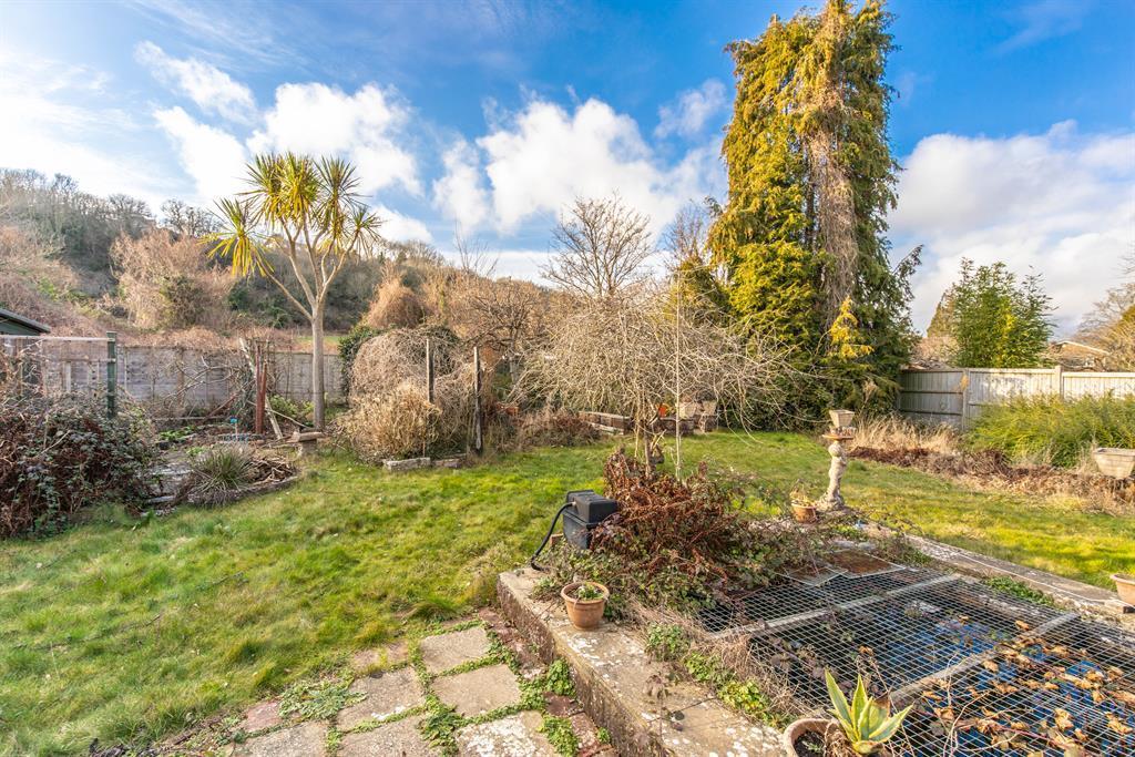 Vale Avenue, Findon Valley, Worthing... 2 bed detached bungalow £450,000