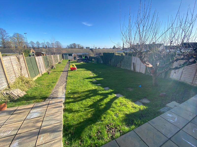 Masterton Road, Stamford 3 bed semidetached house £300,000