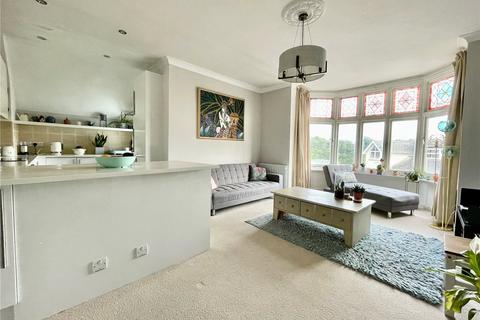Flat 3, 4 Earle Road, Bournemouth, BH4 8JQ