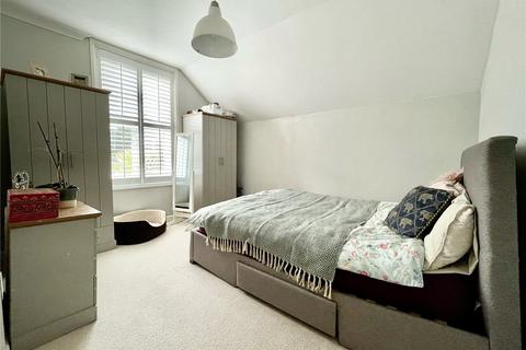 Flat 3, 4 Earle Road, Bournemouth, BH4 8JQ