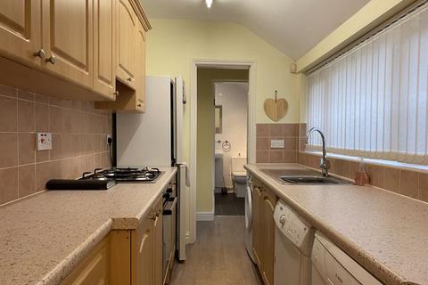 2 bedroom terraced house to rent, Sideway Road, Stoke-On-Trent