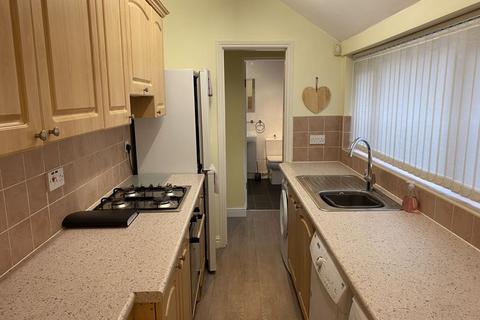 2 bedroom terraced house to rent, Sideway Road, Stoke-On-Trent