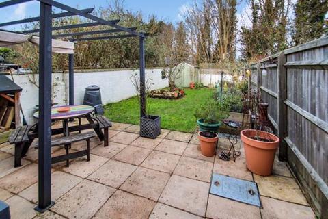 56 Buckingham Road, Swindon, SN3 1JA