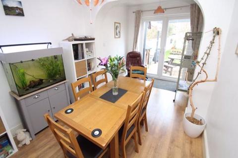 56 Buckingham Road, Swindon, SN3 1JA