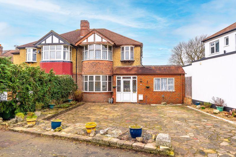 Ruskin Drive, Worcester Park 4 bed semidetached house for sale £725,000