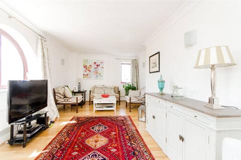 2 bedroom apartment to rent, Sailmakers Court, William Morris Way, Fulham, SW6