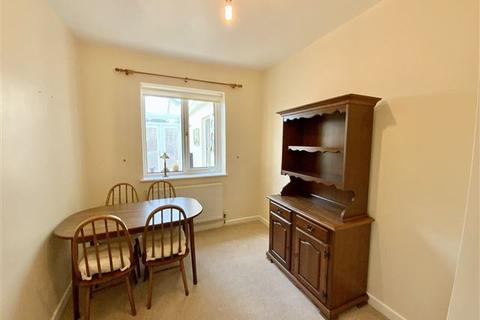 13 Aughton Road, Swallownest, Sheffield, S26 4TF
