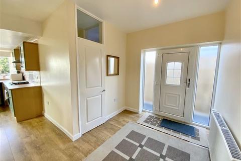 13 Aughton Road, Swallownest, Sheffield, S26 4TF