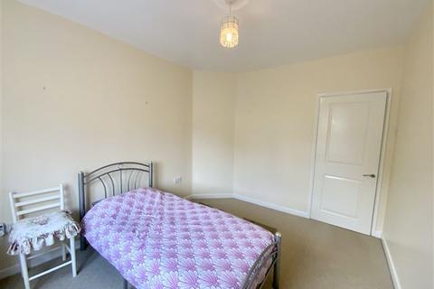 13 Aughton Road, Swallownest, Sheffield, S26 4TF