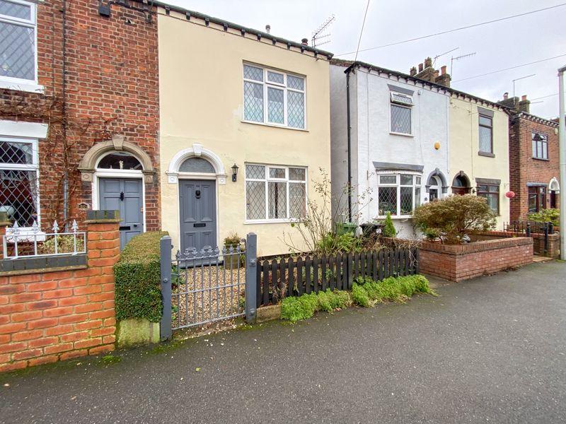Portland Drive, Scholar Green, ST7 3BT 2 bed terraced house £135,000