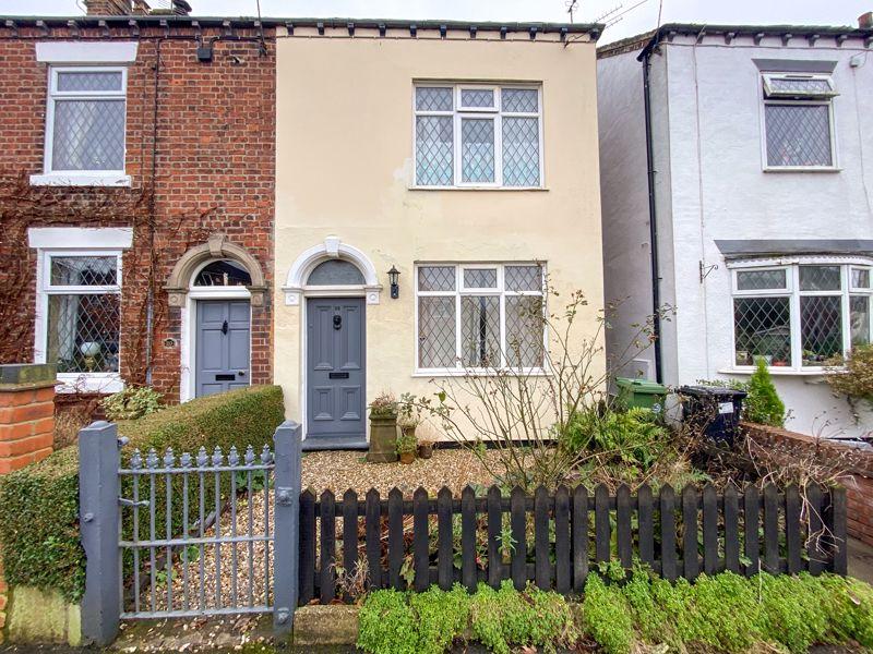 Portland Drive, Scholar Green, ST7 3BT 2 bed terraced house £135,000