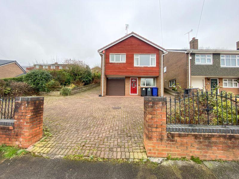 Windmill Avenue, Kidsgrove, ST7 4HS 3 bed detached house £180,000