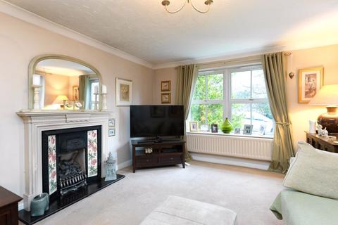 15 Simpsons Walk, Horsehay, Telford, TF4 2PA
