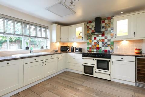 15 Simpsons Walk, Horsehay, Telford, TF4 2PA