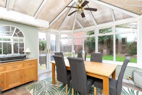 15 Simpsons Walk, Horsehay, Telford, TF4 2PA