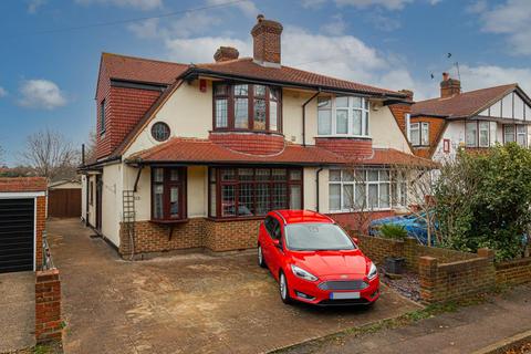33 Ewell By Pass, Epsom, KT17 2PZ