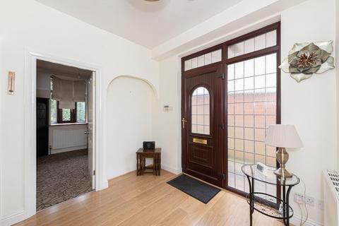 33 Ewell By Pass, Epsom, KT17 2PZ
