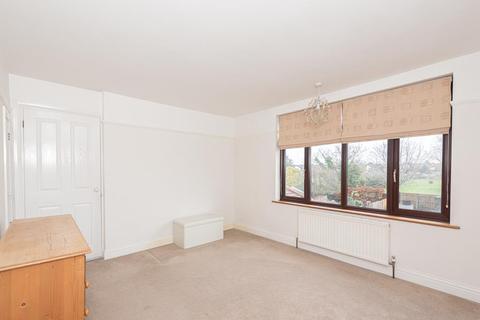 33 Ewell By Pass, Epsom, KT17 2PZ