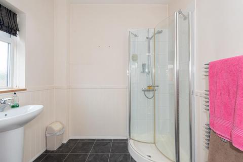 33 Ewell By Pass, Epsom, KT17 2PZ