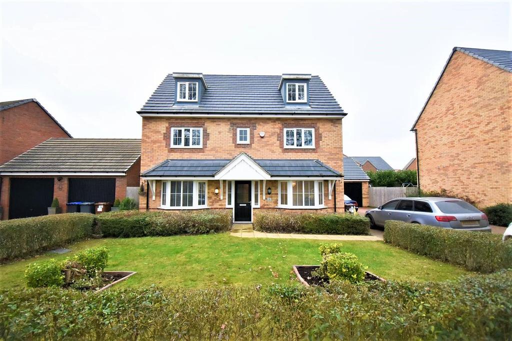 Cowley Meadow Way, Crick, Northampton 5 bed house for sale £530,000