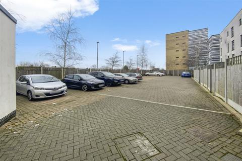 243 Williams Way, Wembley, HA0 2FW