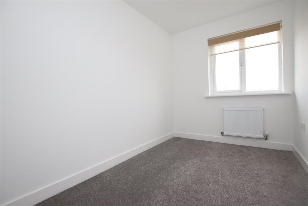 Bedroom 4.JPG