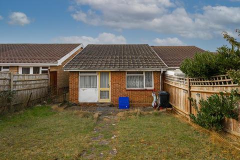 18 Headley Grove, Tadworth, KT20 5JF