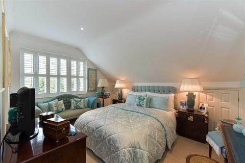 1 Redcote Place, Dorking, RH4 1PE