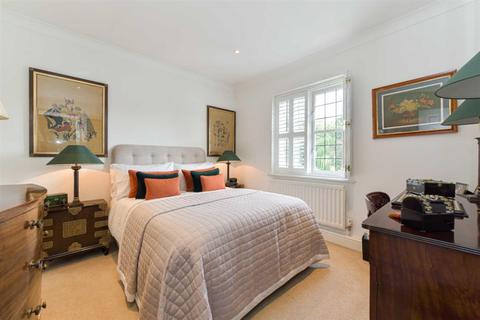 1 Redcote Place, Dorking, RH4 1PE