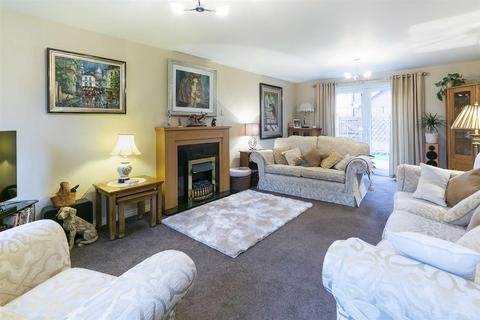 22 Ash Grove, Market Weighton, York, YO43 3DY