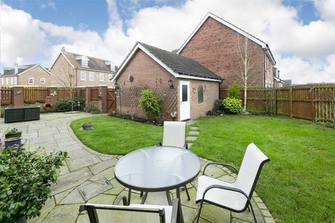 22 Ash Grove, Market Weighton, York, YO43 3DY