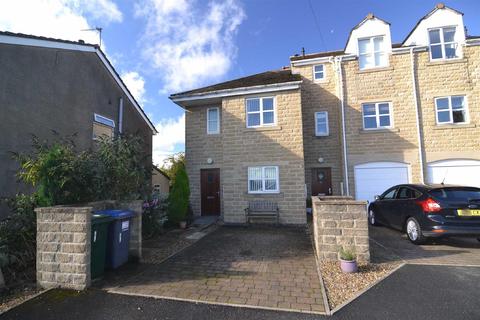 1, Cassina Court Back Lane, Thornton, Bradford, BD13 3AZ