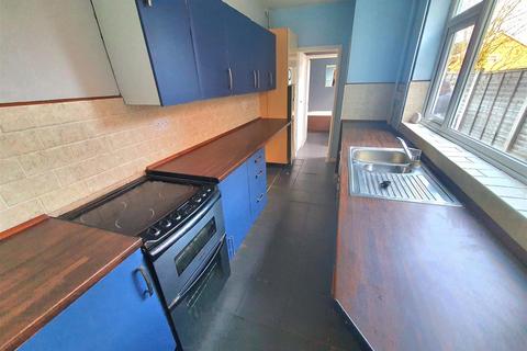 69 Grove Road, Nuneaton, CV10 8JS
